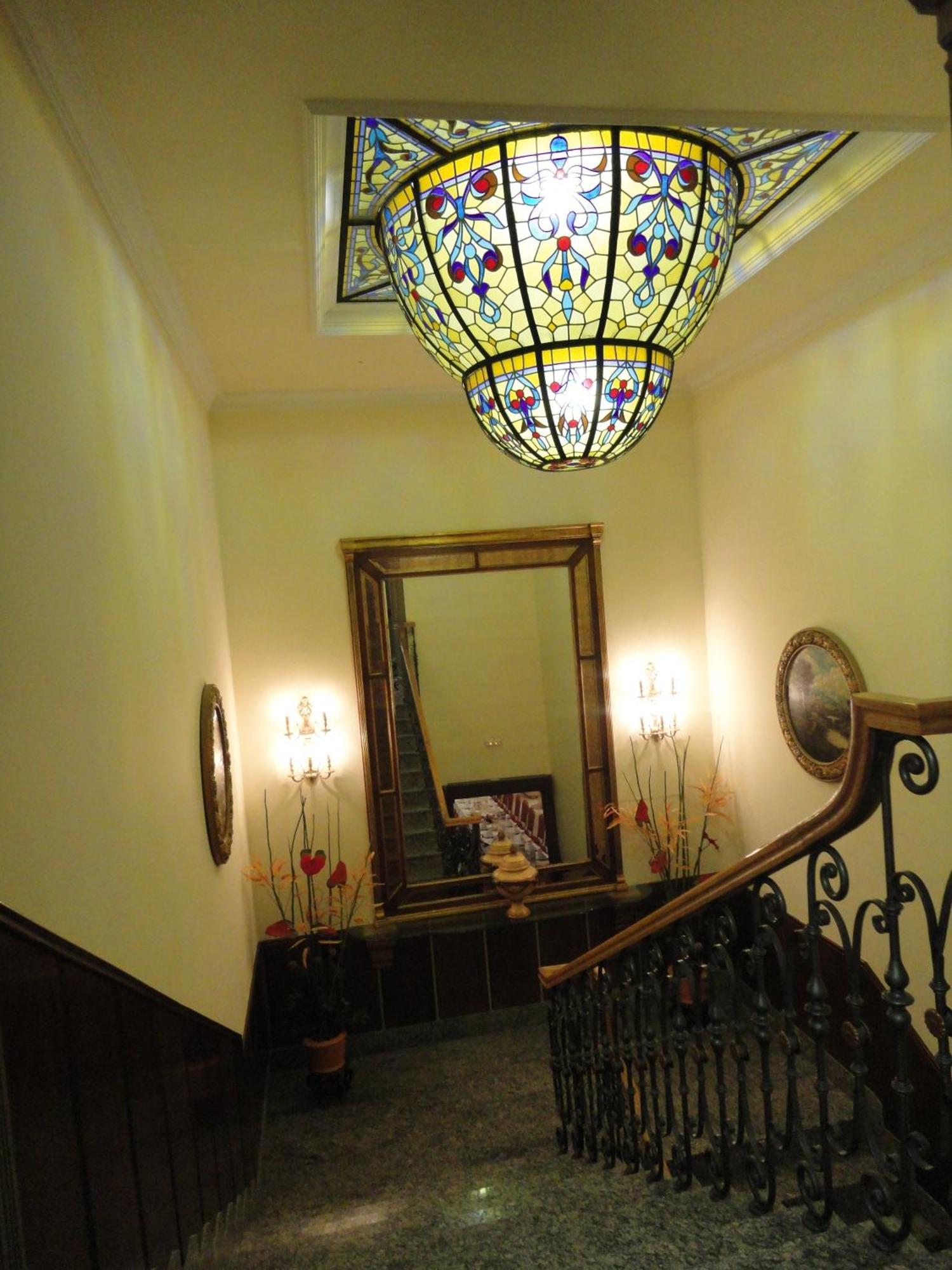 Hotel La Maruxina Ла-Аламеда-де-ла-Сагра Экстерьер фото